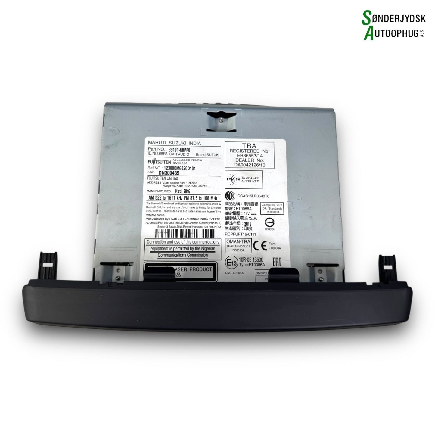 Suzuki Baleno Radio M/Cd Med OEM Nr. 3910168PF0 Fra Suzuki Ophugger