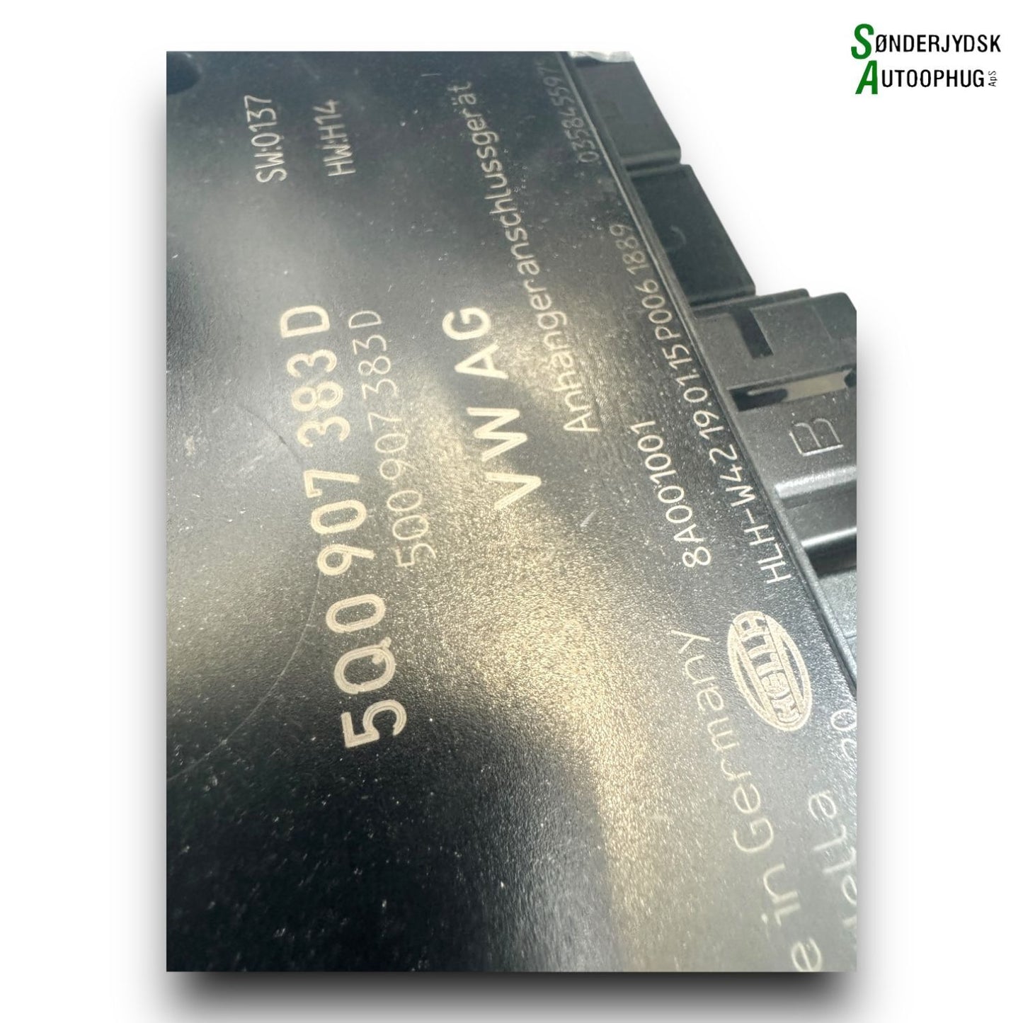 VW Passat 3G Anhængertræk, Aftagel Med OEM Nr. 5Q0907383D Fra VW Ophugger