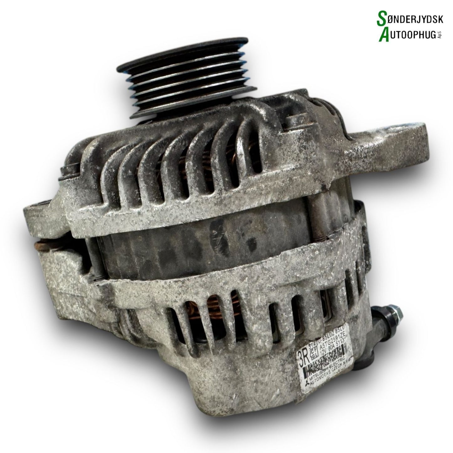 Suzuki Swift Generator Med OEM Nr. 3140085L03000 Fra Suzuki Ophugger