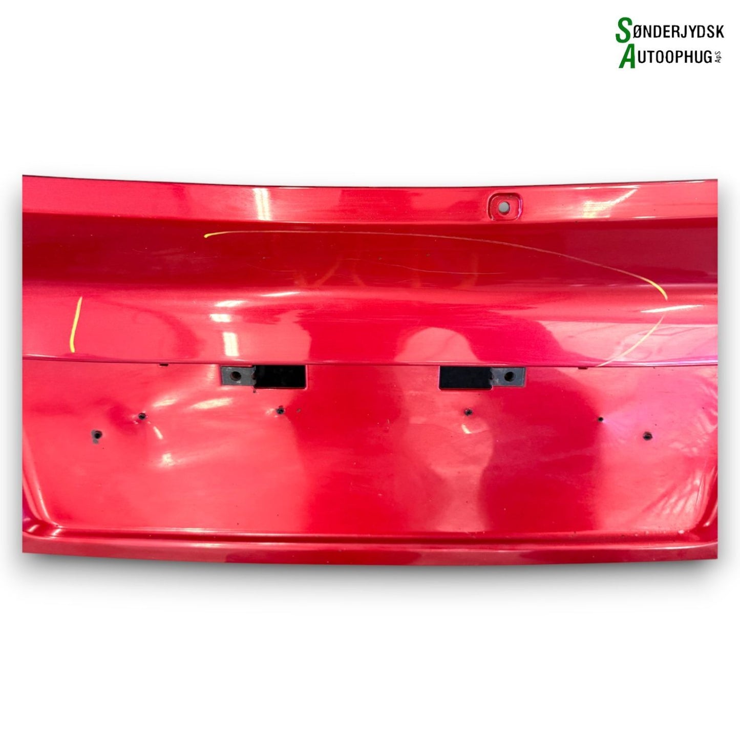 Suzuki Celerio Bagkofanger Med OEM Nr. 7181184M00799 Fra Suzuki Ophugger