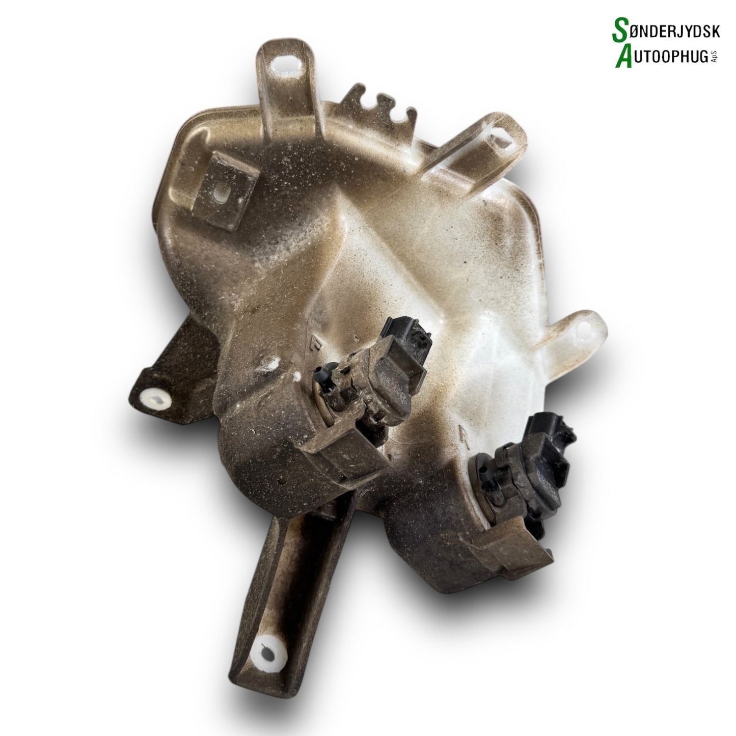 Suzuki Celerio Sprinkler M/Motor Med OEM Nr. 3841060L00000 Fra Suzuki Ophugger