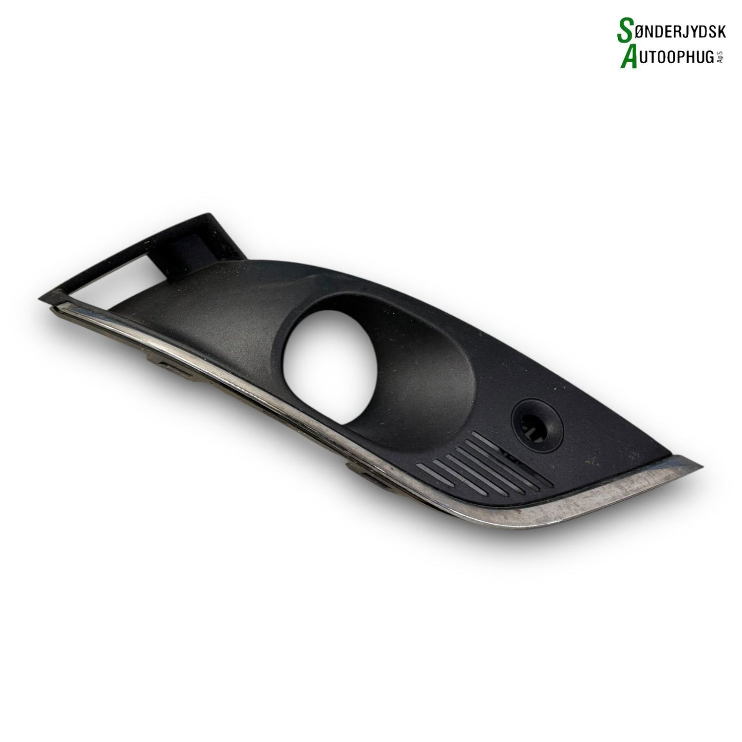 Renault Megane 4 Kofangergitter Med OEM Nr. 261A28562R Fra Renault Ophugger