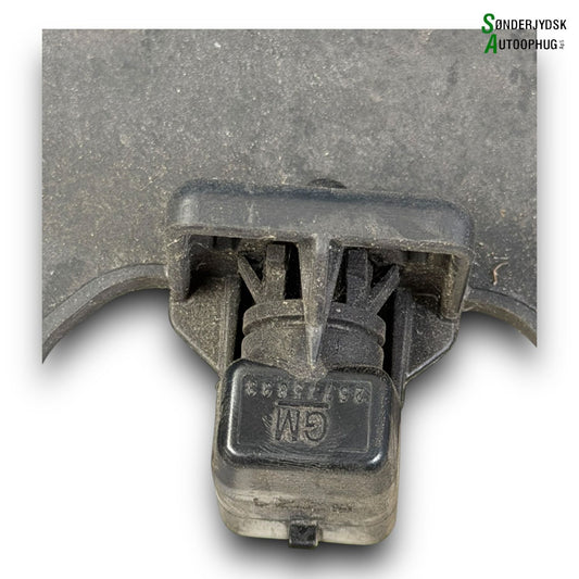 Opel Karl Front, Løsdele Med OEM Nr. 42333271 Fra Opel Ophugger
