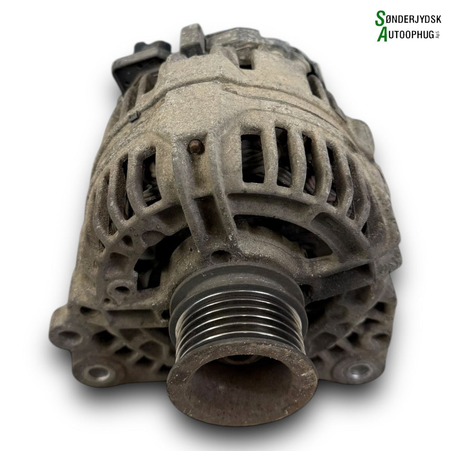 VW Polo Facel. 6N Generator Med OEM Nr. 038903018KX Fra VW Ophugger