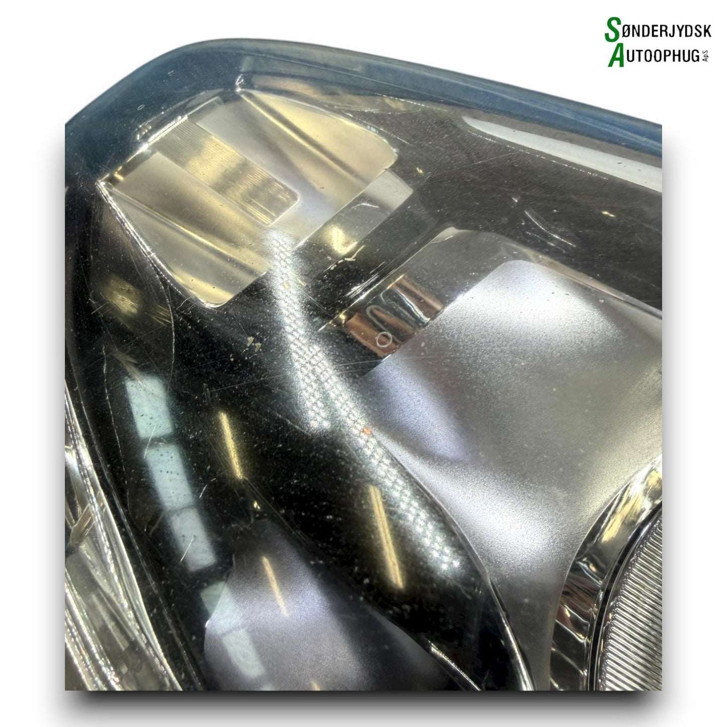 Kia Rio Ub Forlygte Med OEM Nr. 921011W280 Fra Kia Ophugger