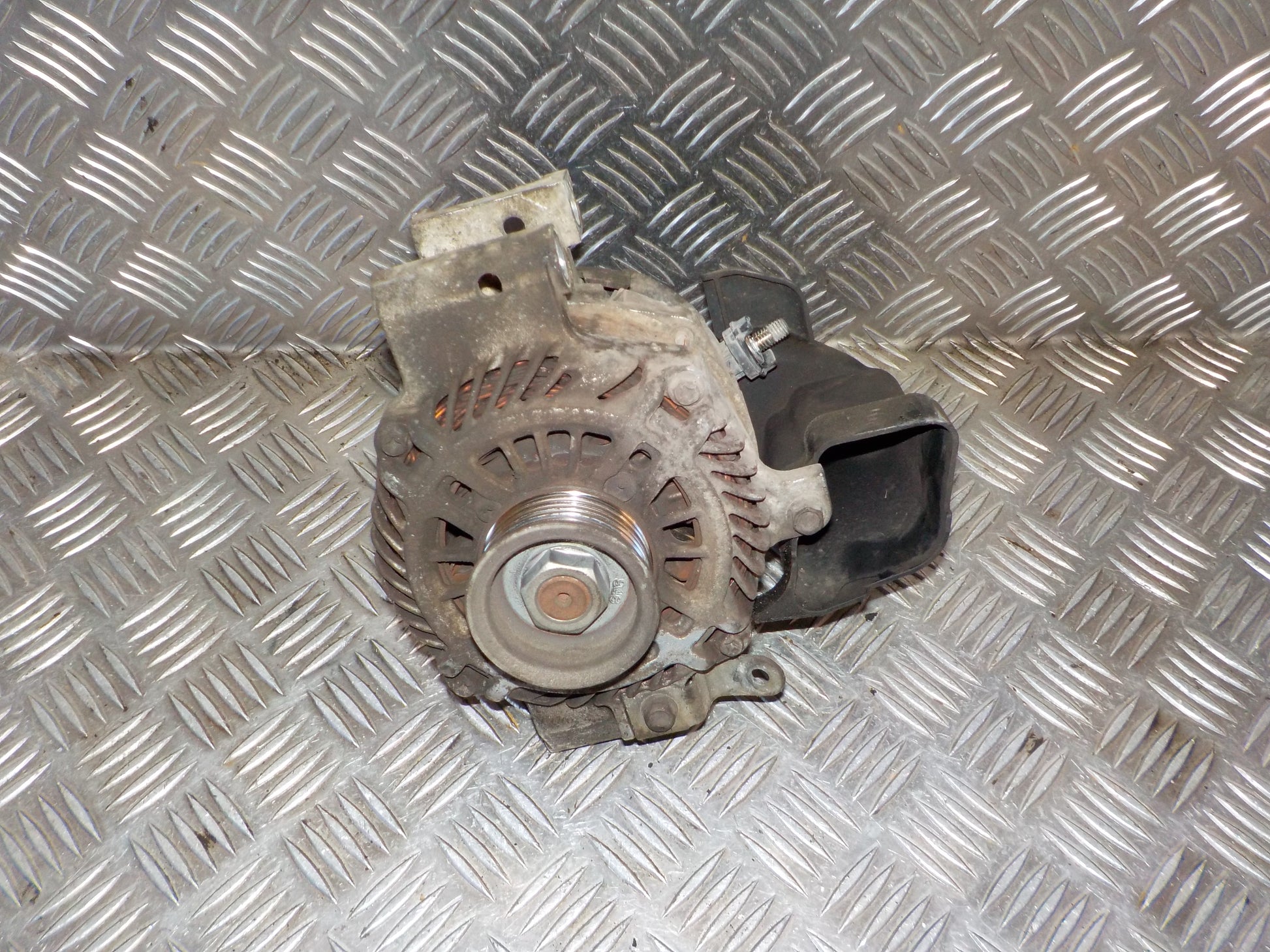Mazda 6 GG/GY Generator Med OEM Nr. A2TJ0391A Fra Mazda Ophugger