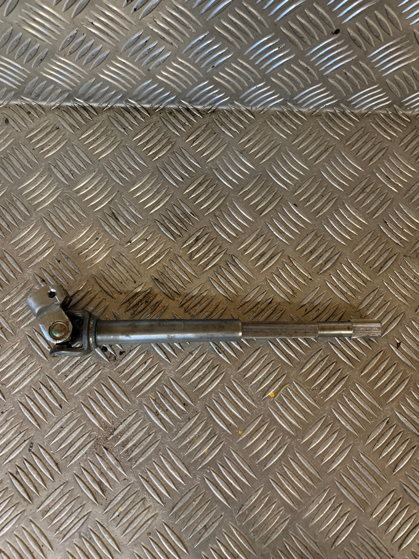 Suzuki Splash Ratled Servo Med OEM Nr. Ophugger Fra Suzuki Ophugger