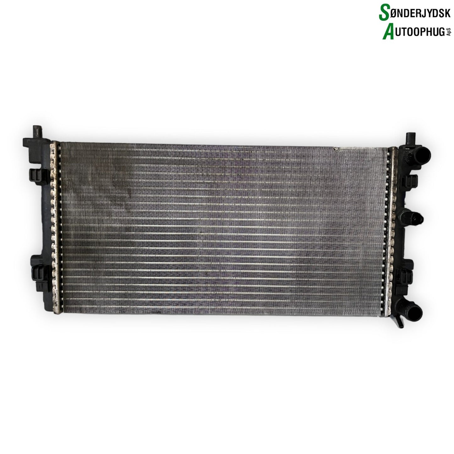 VW Polo 6R Køler Med OEM Nr. 6R0121253 Fra VW Ophugger