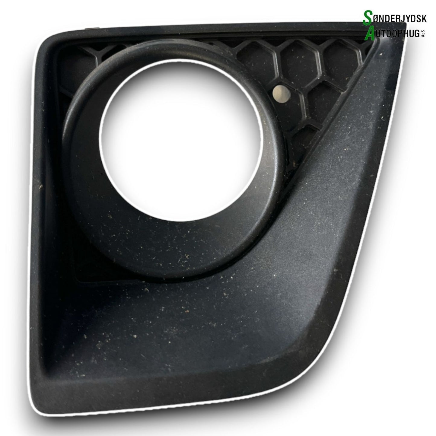 Mitsubishi Space Star Kofangergitter Med OEM Nr. 64001773 Fra Mitsubishi Ophugger