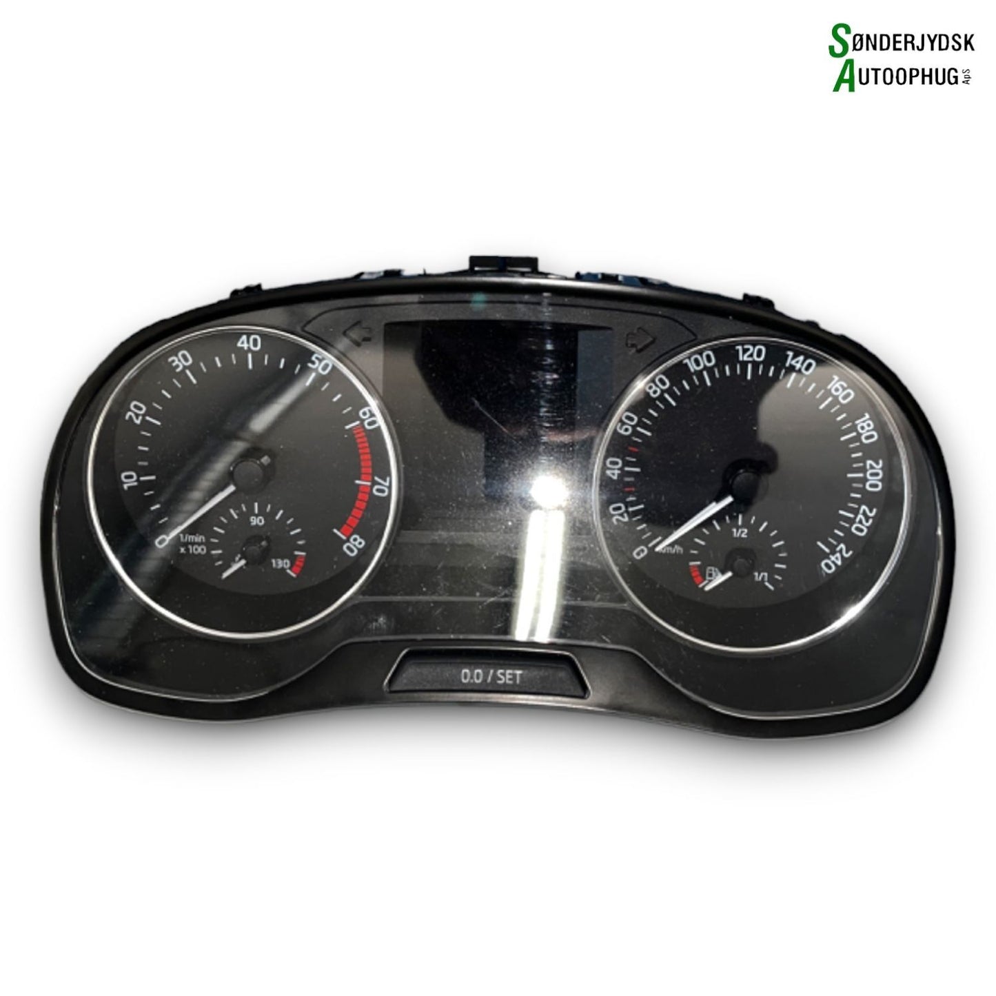 Skoda Fabia Speedometer - Instrument Med OEM Nr. 6V0920740A Fra Skoda Ophugger