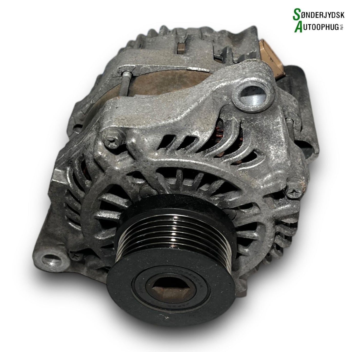 Mitsubishi Lancer Generator Med OEM Nr. 1800A334 Fra Mitsubishi Ophugger