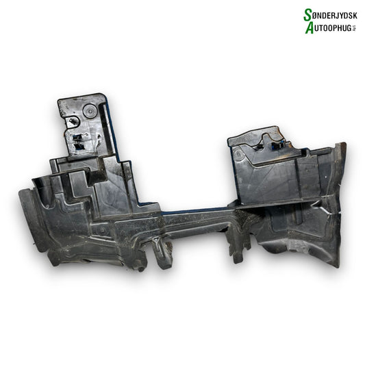 Peugeot 208 Luftindtag For Med OEM Nr. 9823291380 Fra Peugeot Ophugger