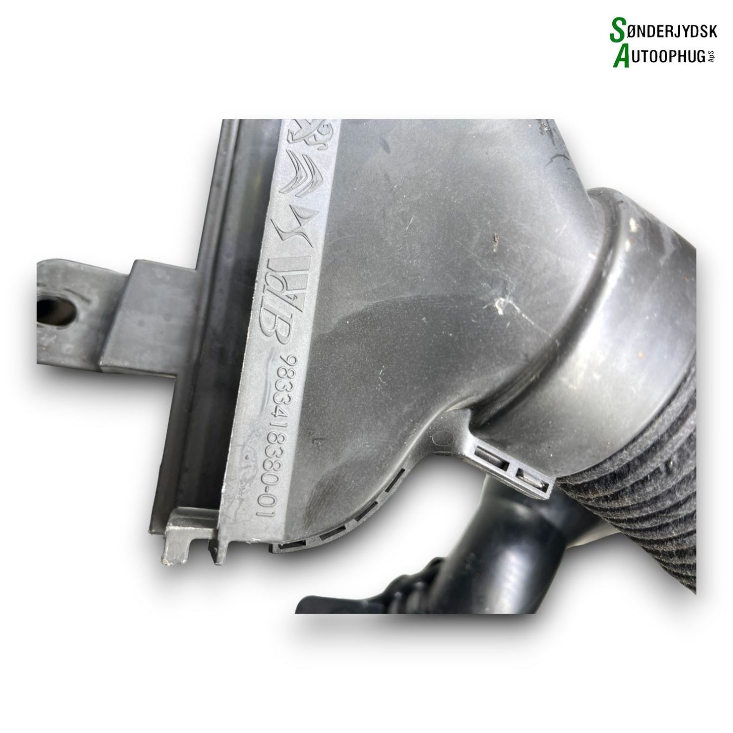 Peugeot 208 Luftfilterkasse Med OEM Nr. 9833418380 Fra Peugeot Ophugger