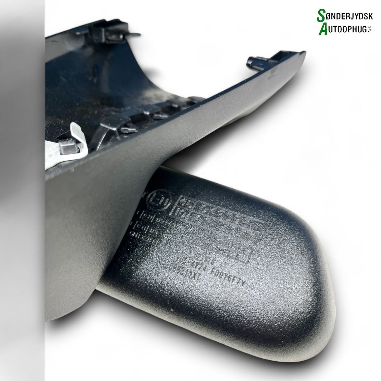 Peugeot 208 Bakspejl Indvend Med OEM Nr. 98088311XT Fra Peugeot Ophugger