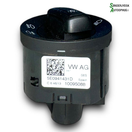 Skoda Octavia Kontakt Lys Med OEM Nr. 5E0941431D Fra Skoda Ophugger