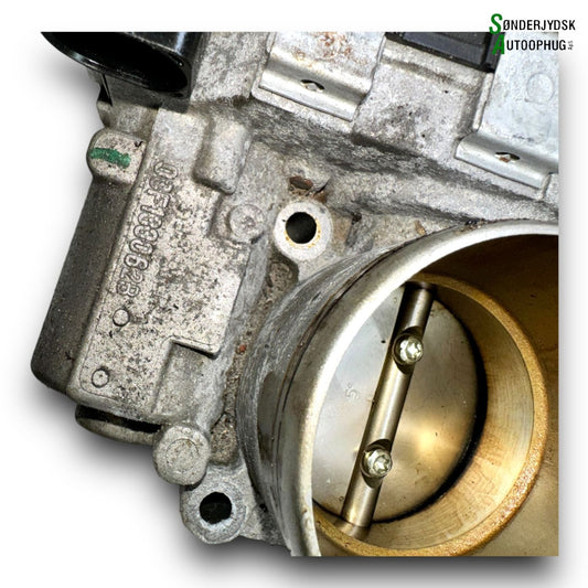 Skoda Octavia Spjældhus Med OEM Nr. 03F133062B Fra Skoda Ophugger