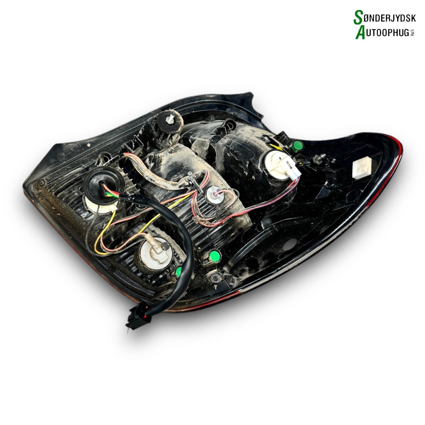 Peugeot 108 Baglygte Med OEM Nr. B001031780 Fra Peugeot Ophugger