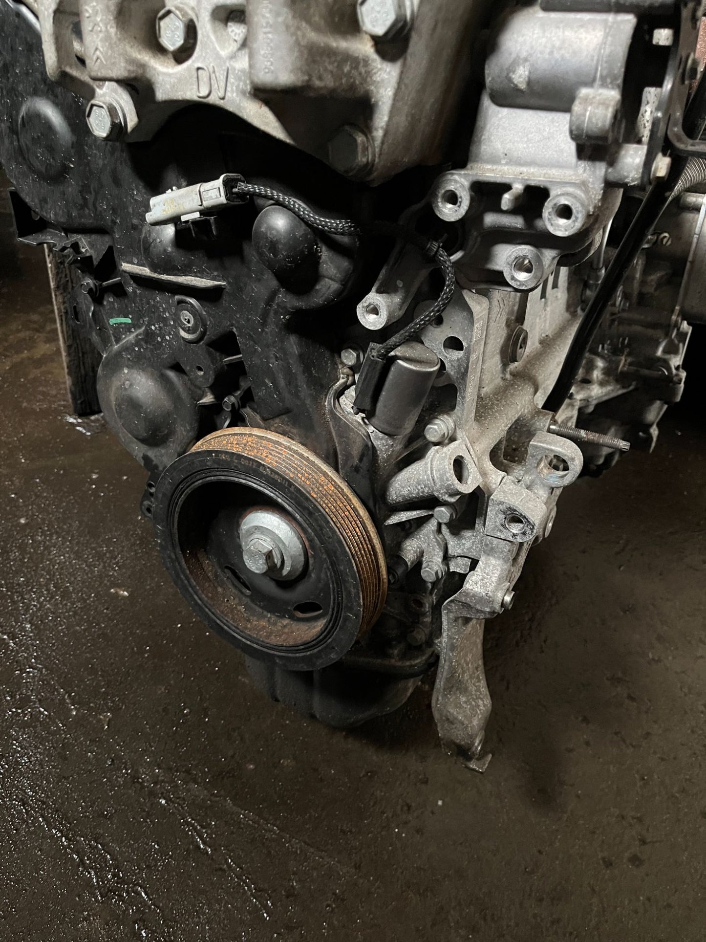 Citroen C4 II Motor Med OEM Nr. 1614416980 Fra Citroen Ophugger