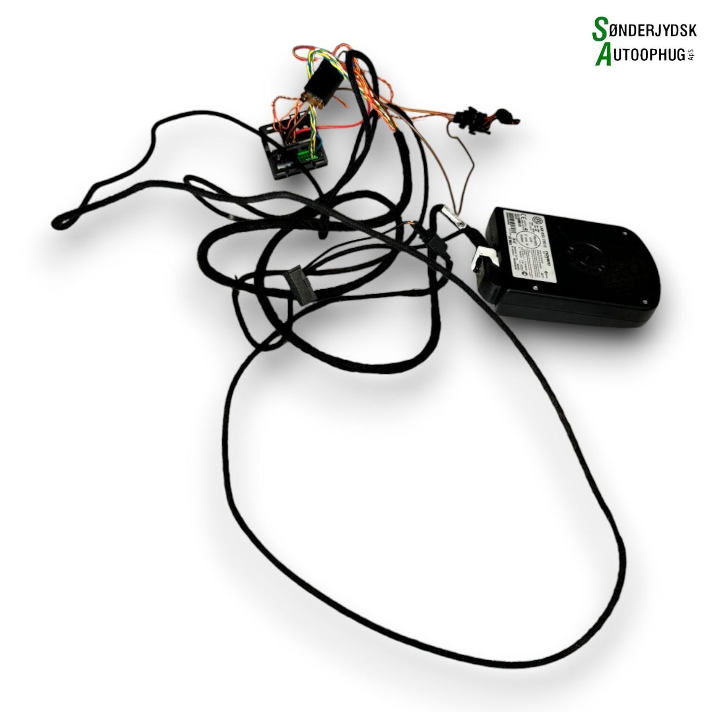 VW Polo 6R Radio Div. Tilbehør Med OEM Nr. 1K8051730D Fra VW Ophugger