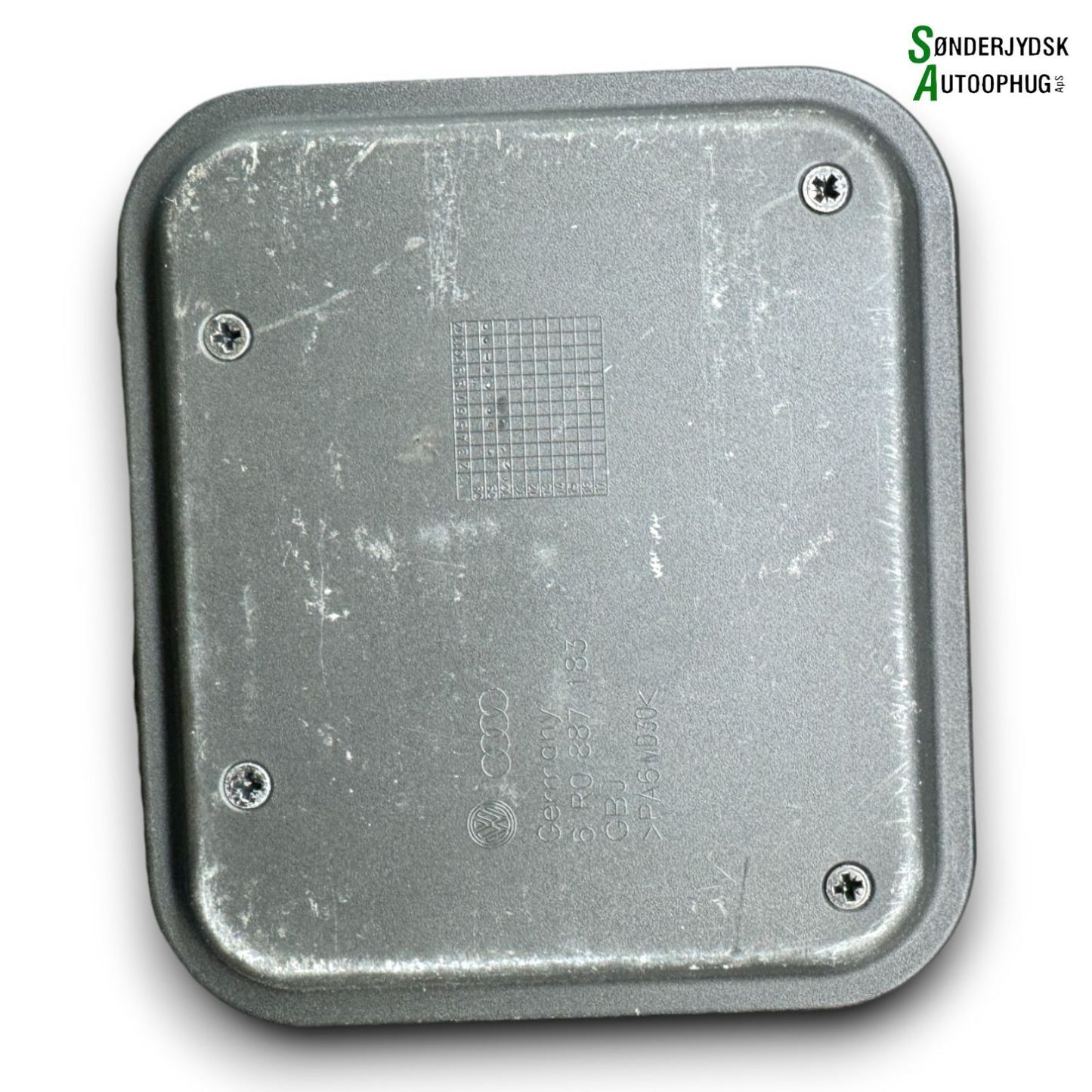 VW Polo 6R Bagagerumsbund Med OEM Nr. 6R0887183 Fra VW Ophugger