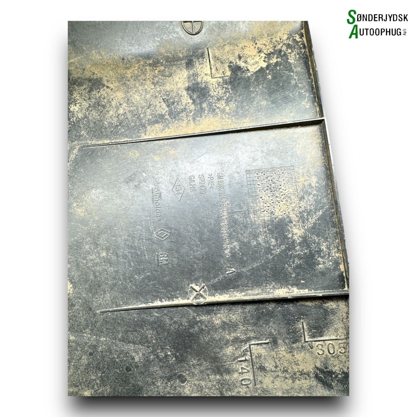 Renault Trafic 3 Stænklapper Med OEM Nr. 788B38419R Fra Renault Ophugger