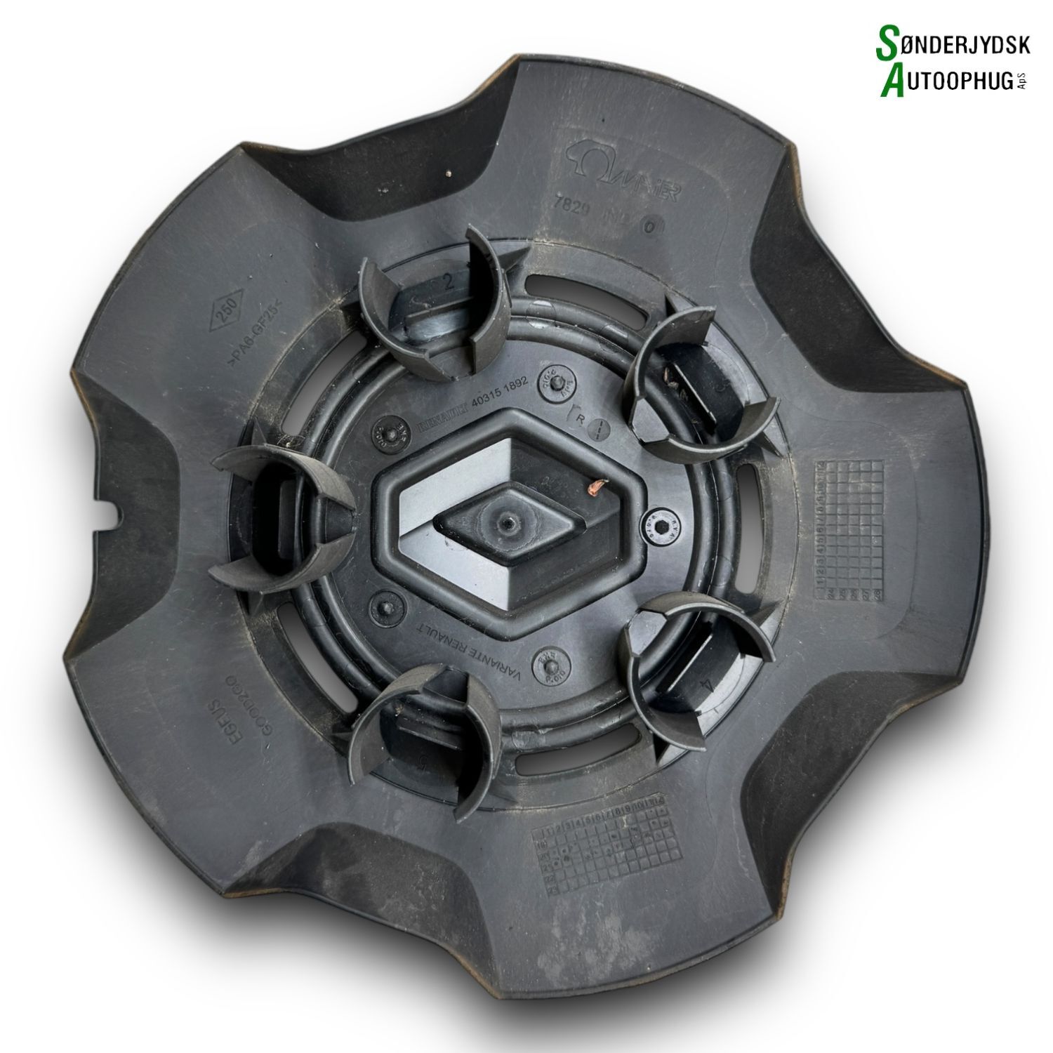 Renault Trafic 3 Navkapsel Med OEM Nr. 403151892R Fra Renault Ophugger