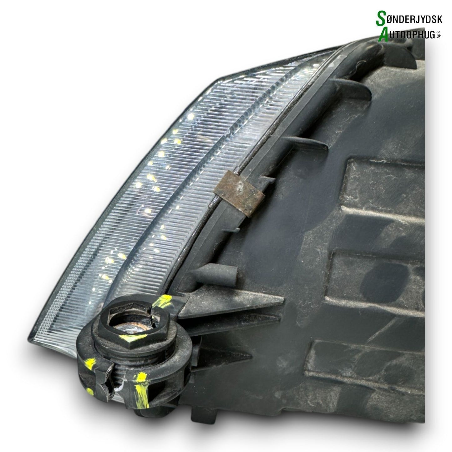 Skoda Octavia Forlygte Med OEM Nr. 5E1941016 Fra Skoda Ophugger