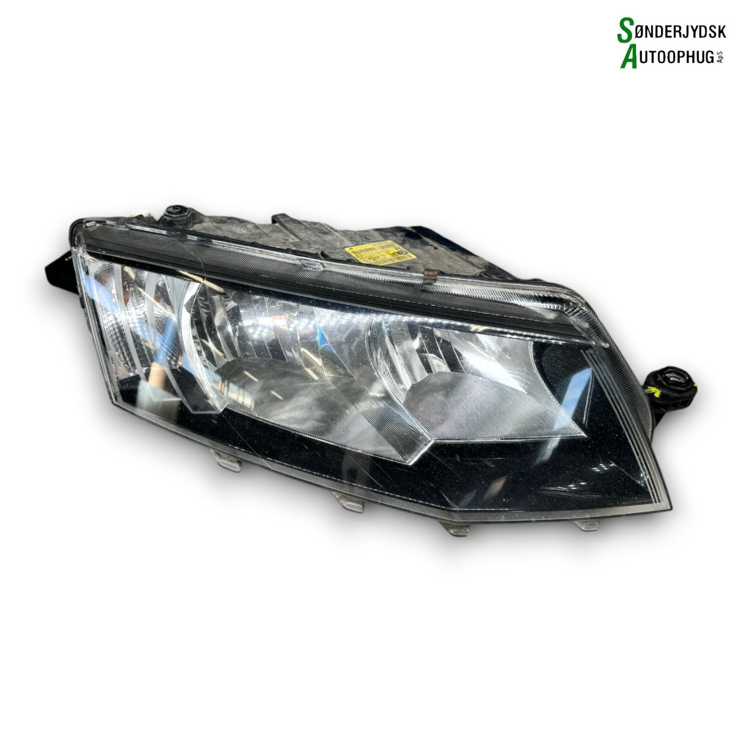 Skoda Octavia Forlygte Med OEM Nr. 5E1941018 Fra Skoda Ophugger
