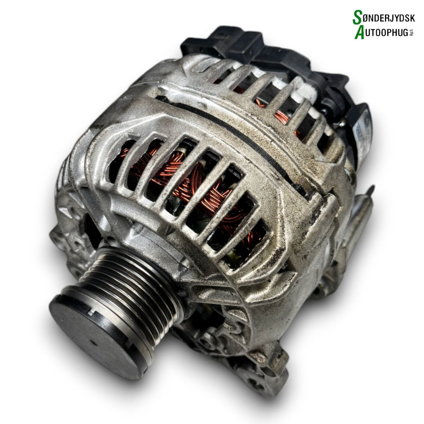 Skoda Octavia Generator Med OEM Nr. 03C903023S Fra Skoda Ophugger