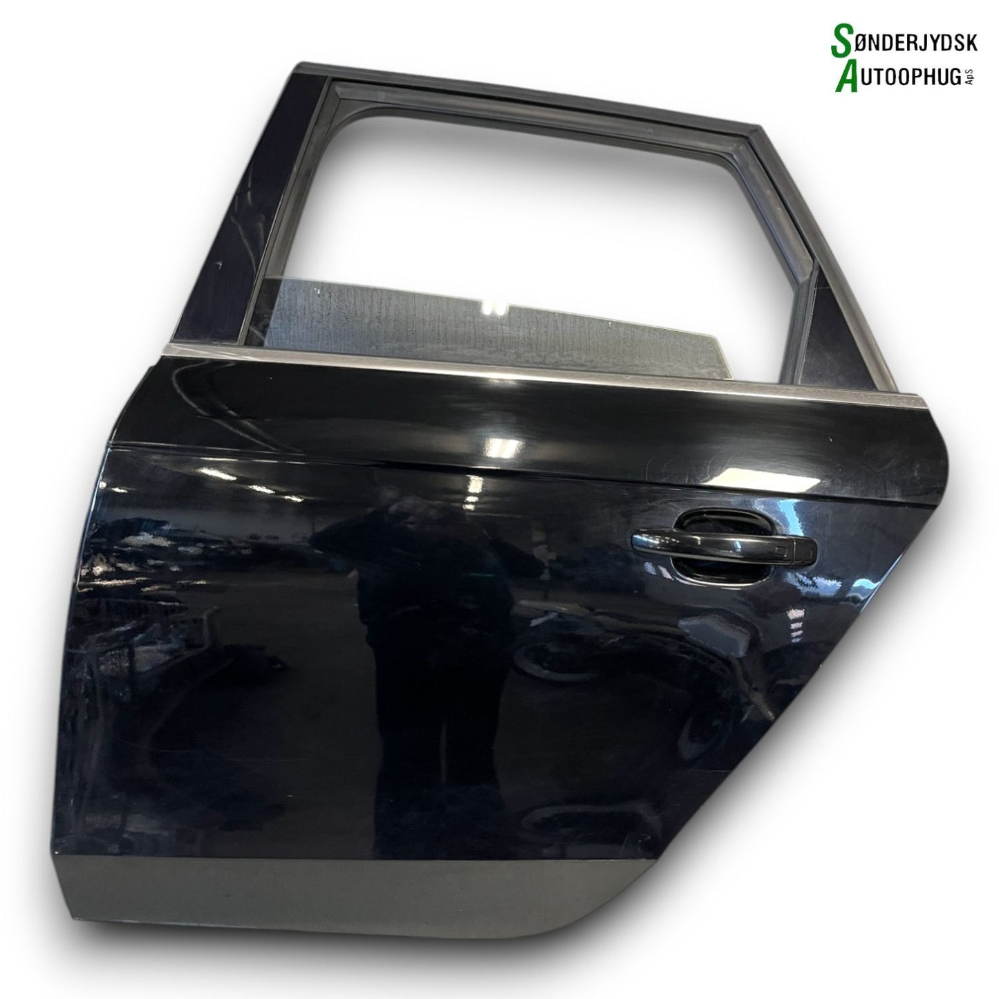 Audi A4 8K Bagdør V Med OEM Nr. 8K9833051D Fra Audi Ophugger