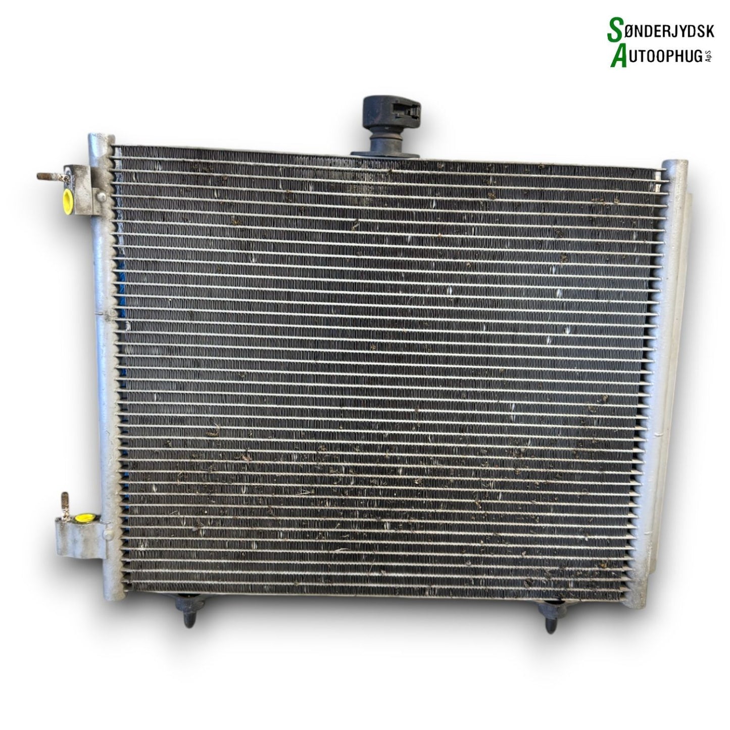 Peugeot 208 Køler Aircond Med OEM Nr. 6455JF Fra Peugeot Ophugger