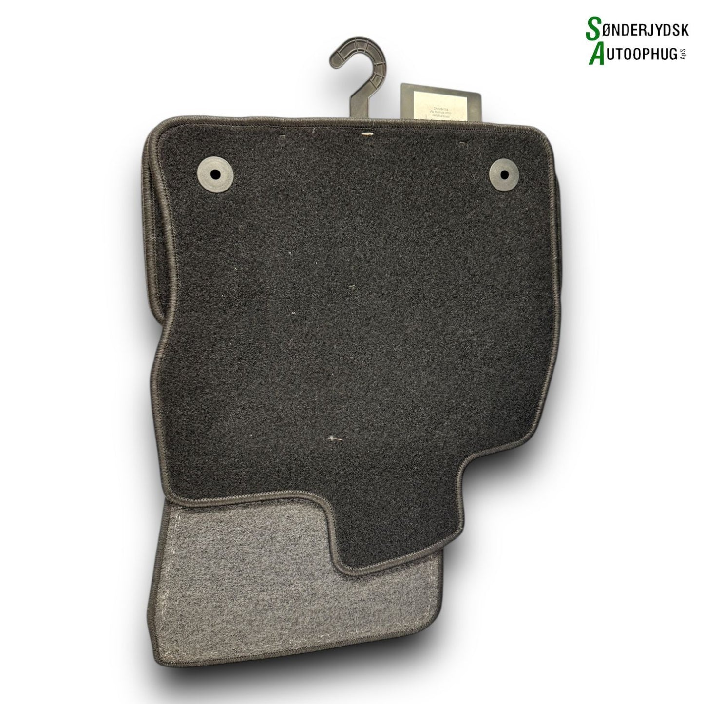 VW Golf 8 AU Bundmåtte Med OEM Nr. Ophugger Fra VW Ophugger