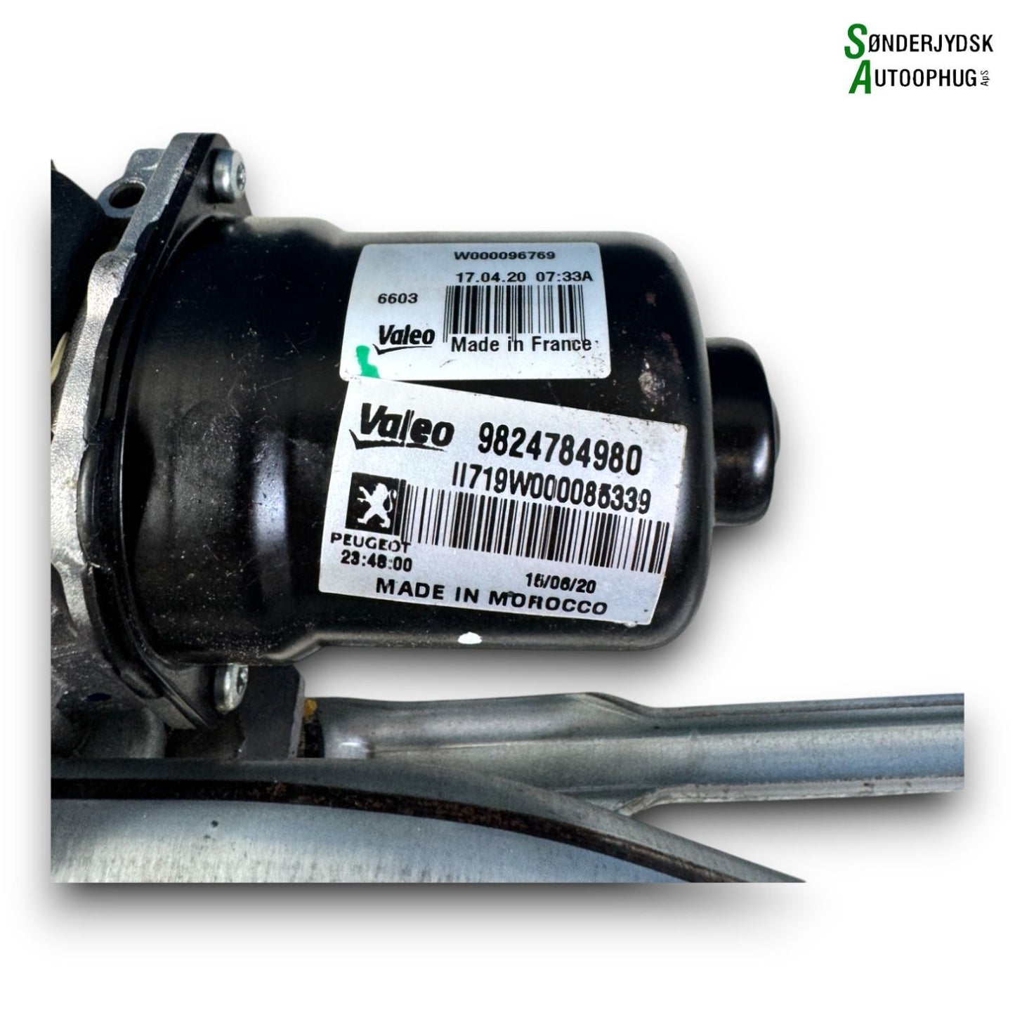 Opel Corsa F Viskermotor Med OEM Nr. 9824784980 Fra Opel Ophugger