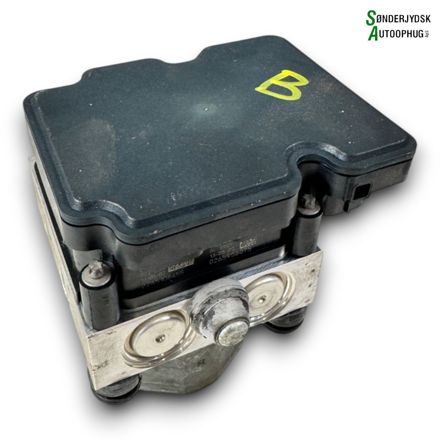 Opel Adam Abs Pumpe Med OEM Nr. 95515631 Fra Opel Ophugger