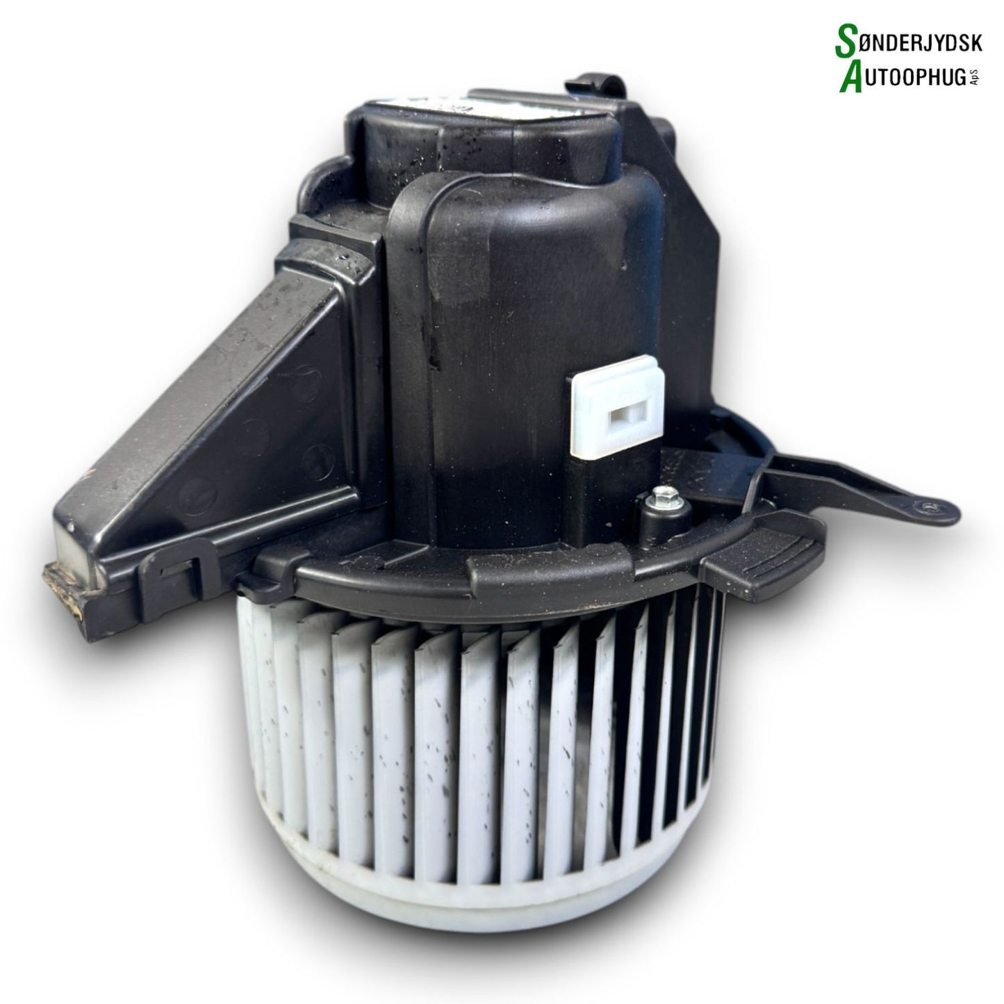 Citroen Varmeblæser Med OEM Nr. 9849784380 Fra Citroen Ophugger