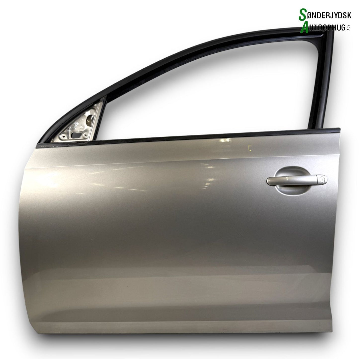 Skoda Rapid Fordør V Med OEM Nr. 5JA831051C Fra Skoda Ophugger