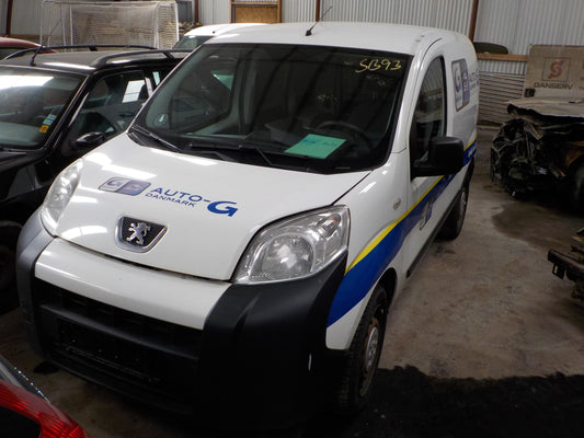 Peugeot Bipper Pluk-Selv-Bil Med OEM Nr. Ophugger Fra Peugeot Ophugger