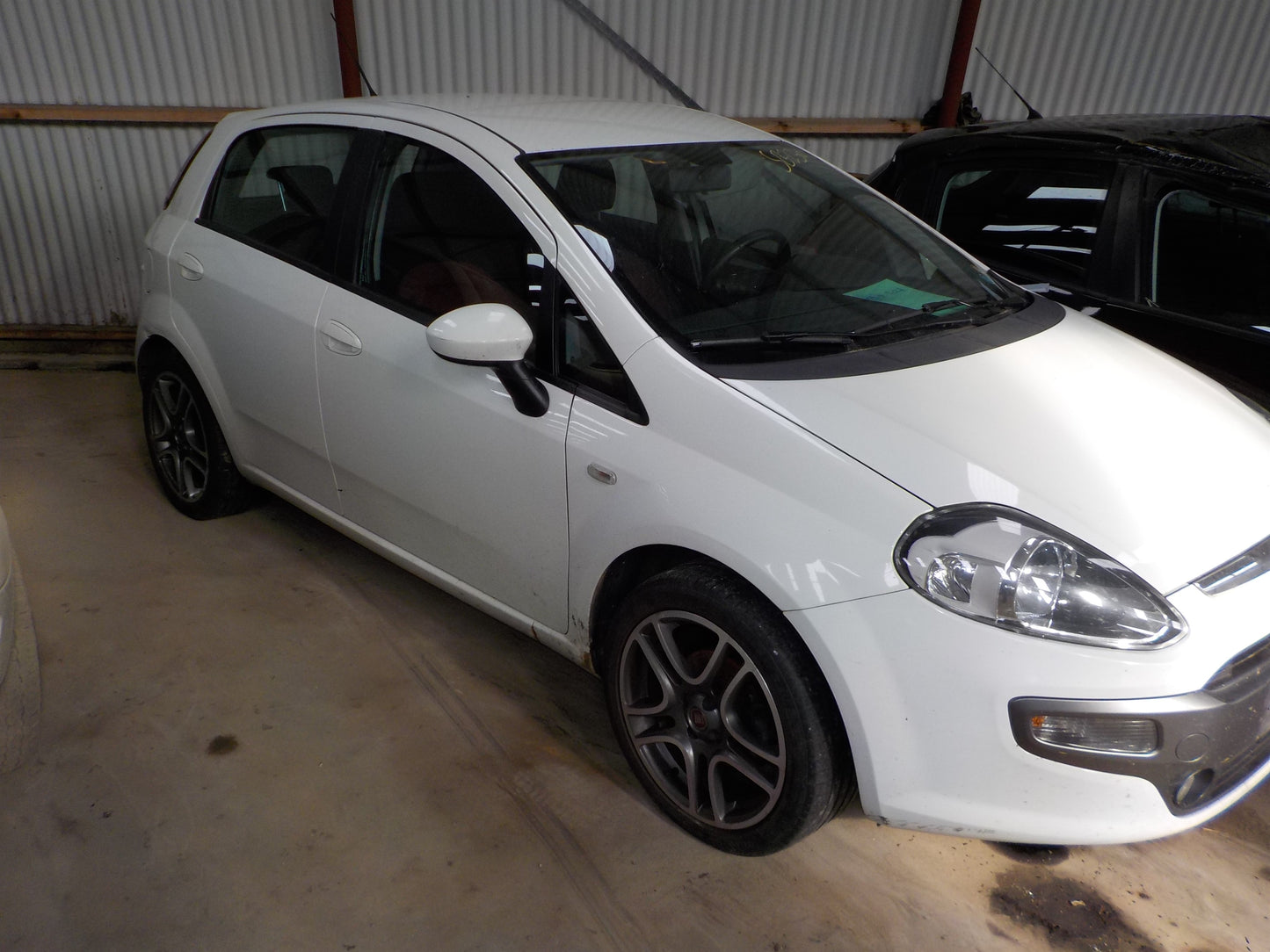 Fiat Punto Evo Pluk-Selv-Bil Med OEM Nr. Ophugger Fra Fiat Ophugger