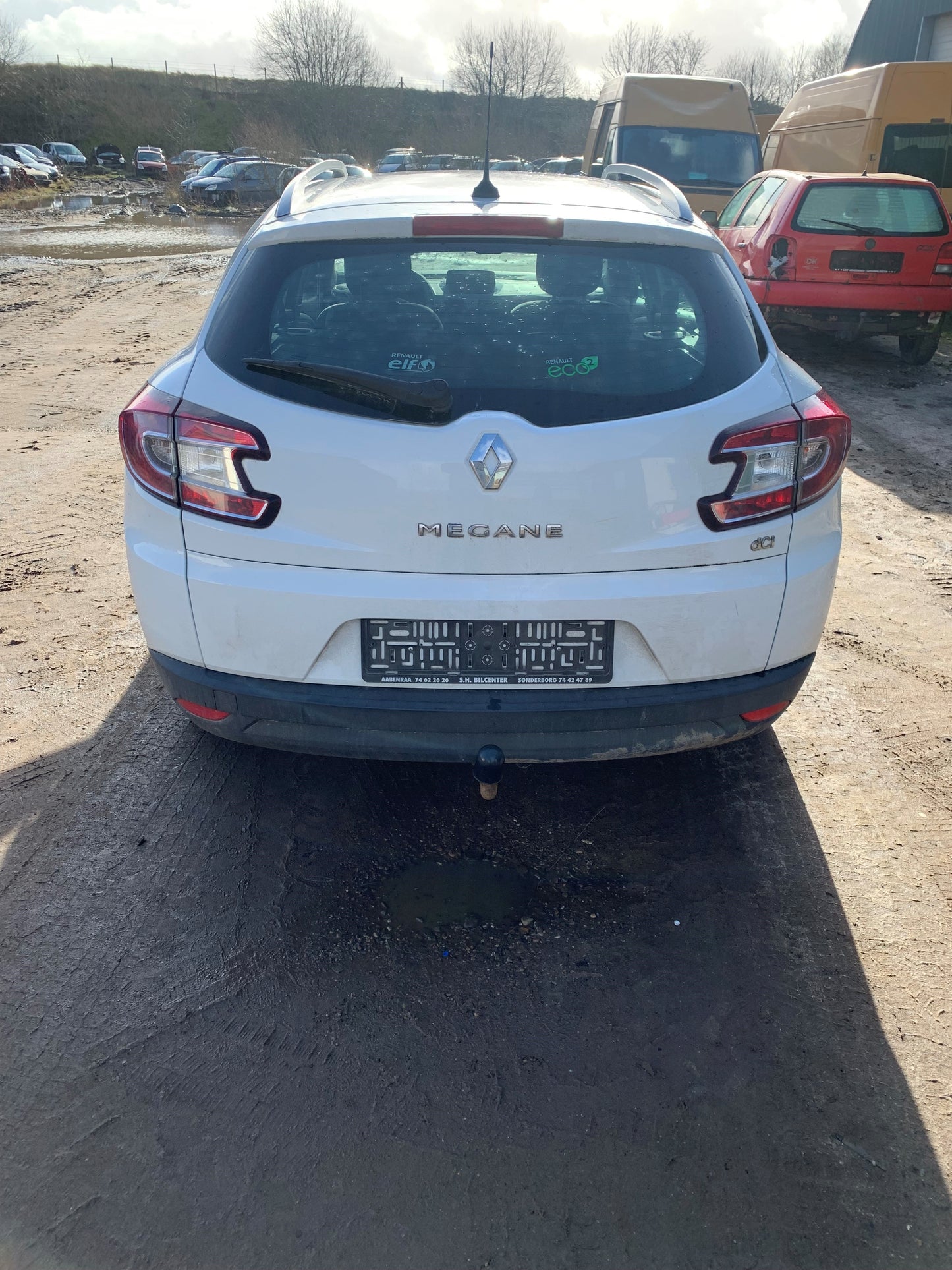 Renault Megane 3 Pluk-Selv-Bil Med OEM Nr. Ophugger Fra Renault Ophugger