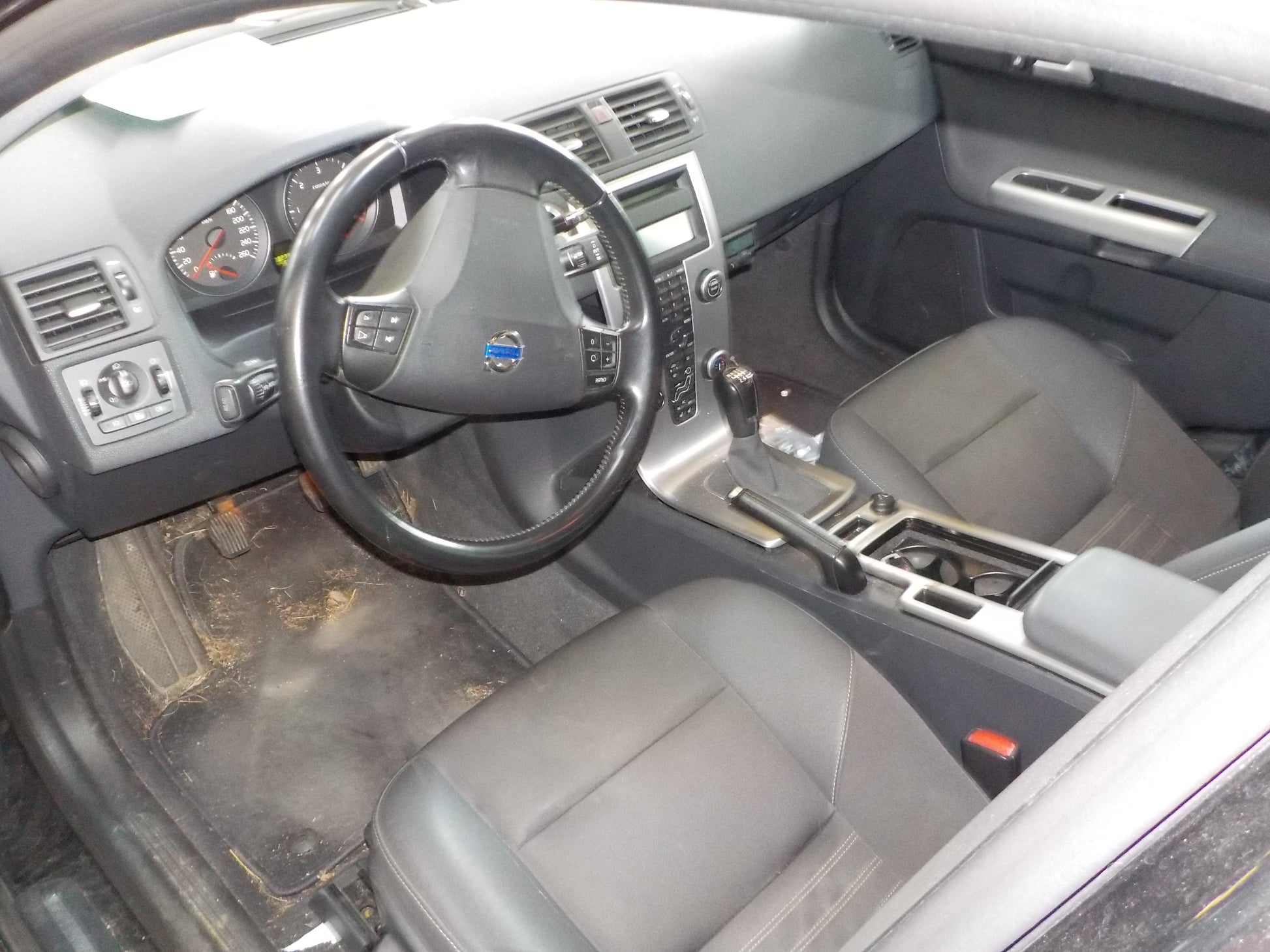 Volvo S40/V50 Pluk-Selv-Bil Med OEM Nr. Ophugger Fra Volvo Ophugger