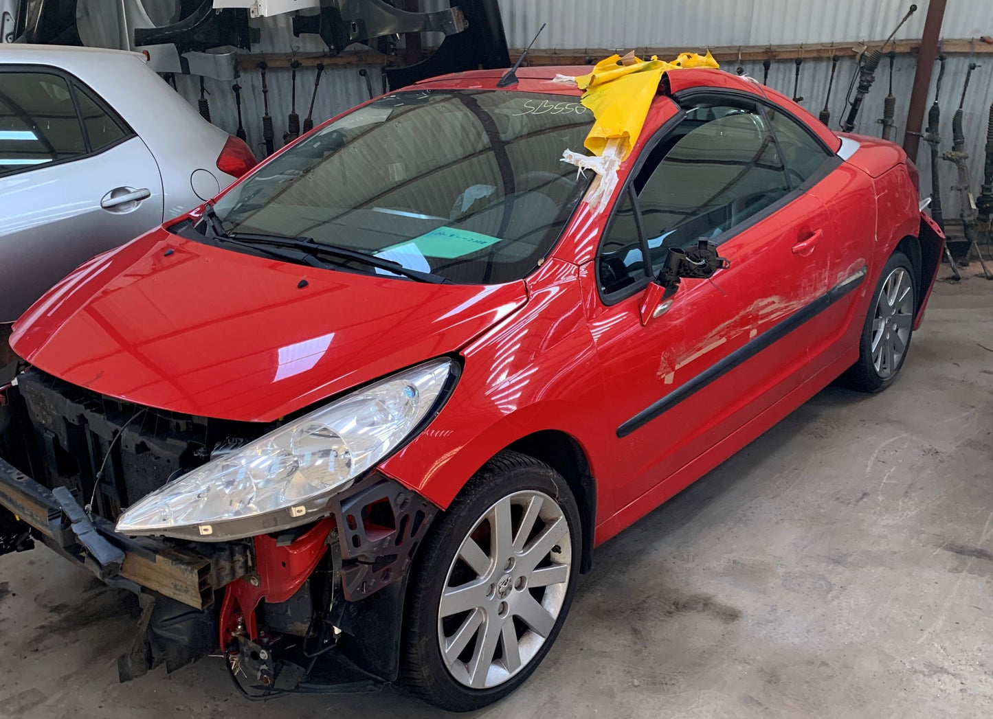 Peugeot 207 CC Pluk-Selv-Bil Med OEM Nr. Ophugger Fra Peugeot Ophugger