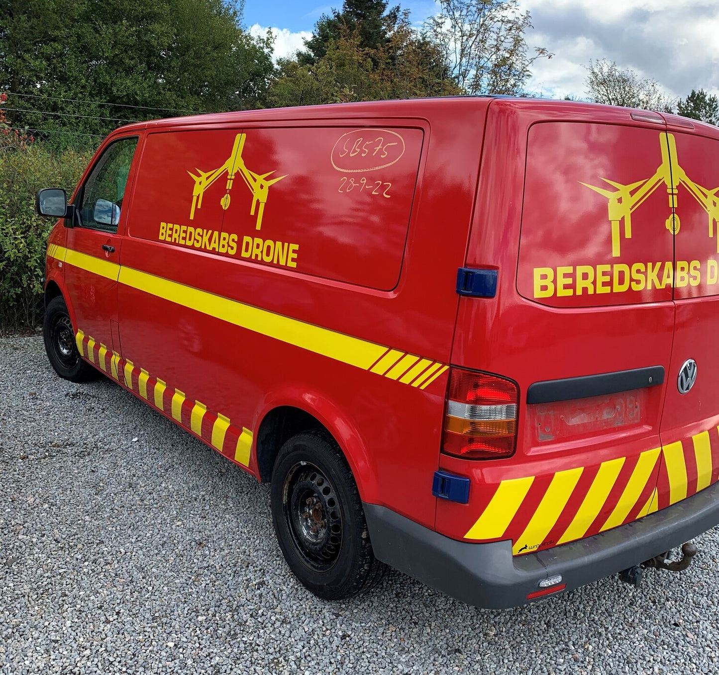 VW Transporter T5 1.Fac: Okt 2009/Jul 2015 Pluk-Selv-Bil Med OEM Nr. Ophugger Fra VW Ophugger