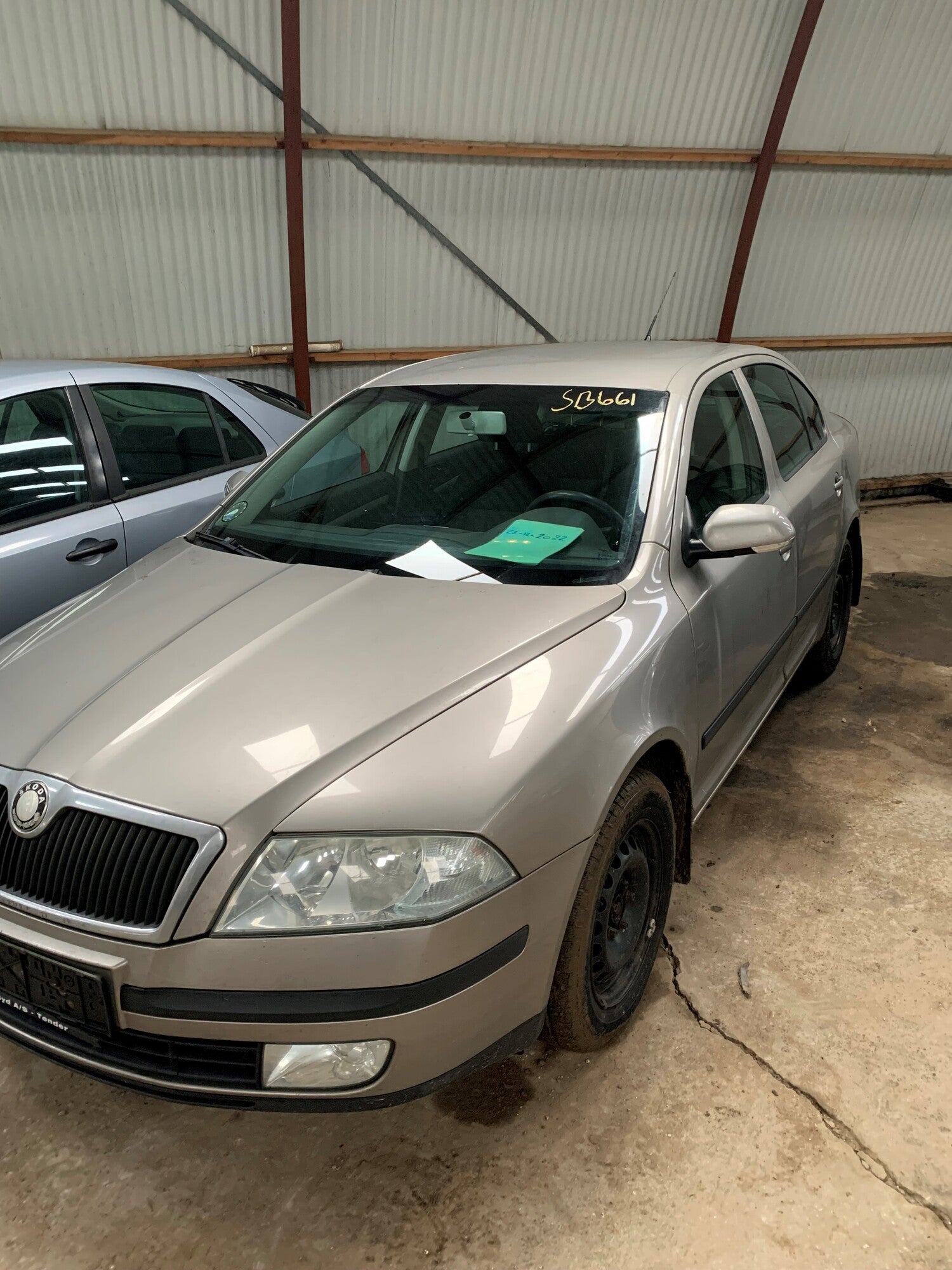 Skoda Octavia Pluk-Selv-Bil Med OEM Nr. TMBCS61Z872034659 Fra Skoda Ophugger