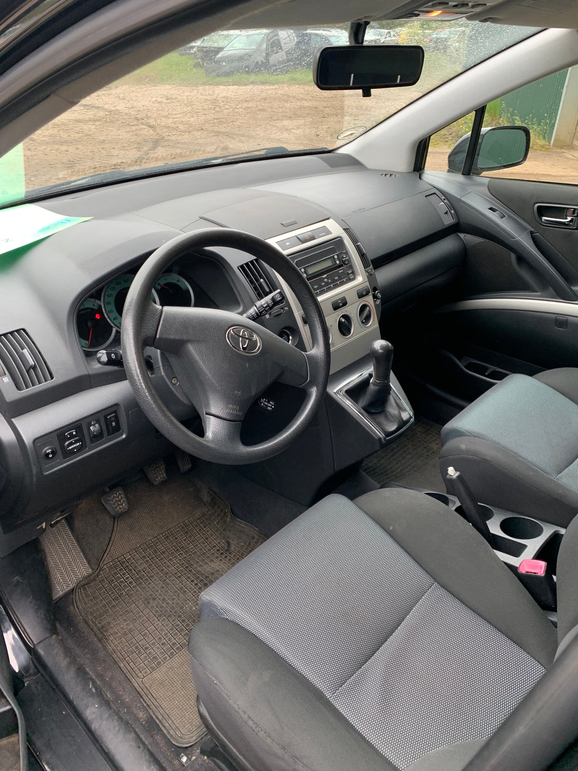 Toyota Corolla Verso Pluk-Selv-Bil Med OEM Nr. Ophugger Fra Toyota Ophugger