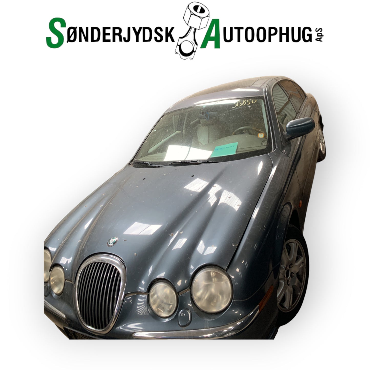 Jaguar S‑Type Pluk-Selv-Bil Med OEM Nr. Ophugger Fra Jaguar Ophugger