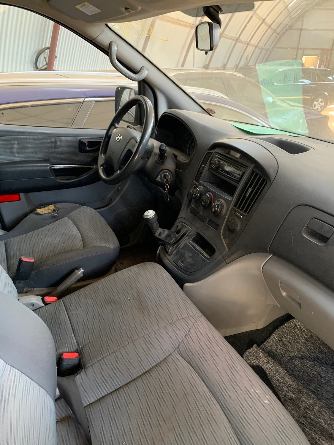 Hyundai H1 Pluk-Selv-Bil Med OEM Nr. Ophugger Fra Hyundai Ophugger