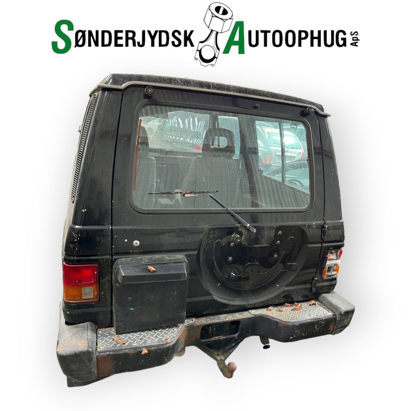 Mitsubishi Pajero Lo43gv Pluk-Selv-Bil Med OEM Nr. Ophugger Fra Mitsubishi Ophugger