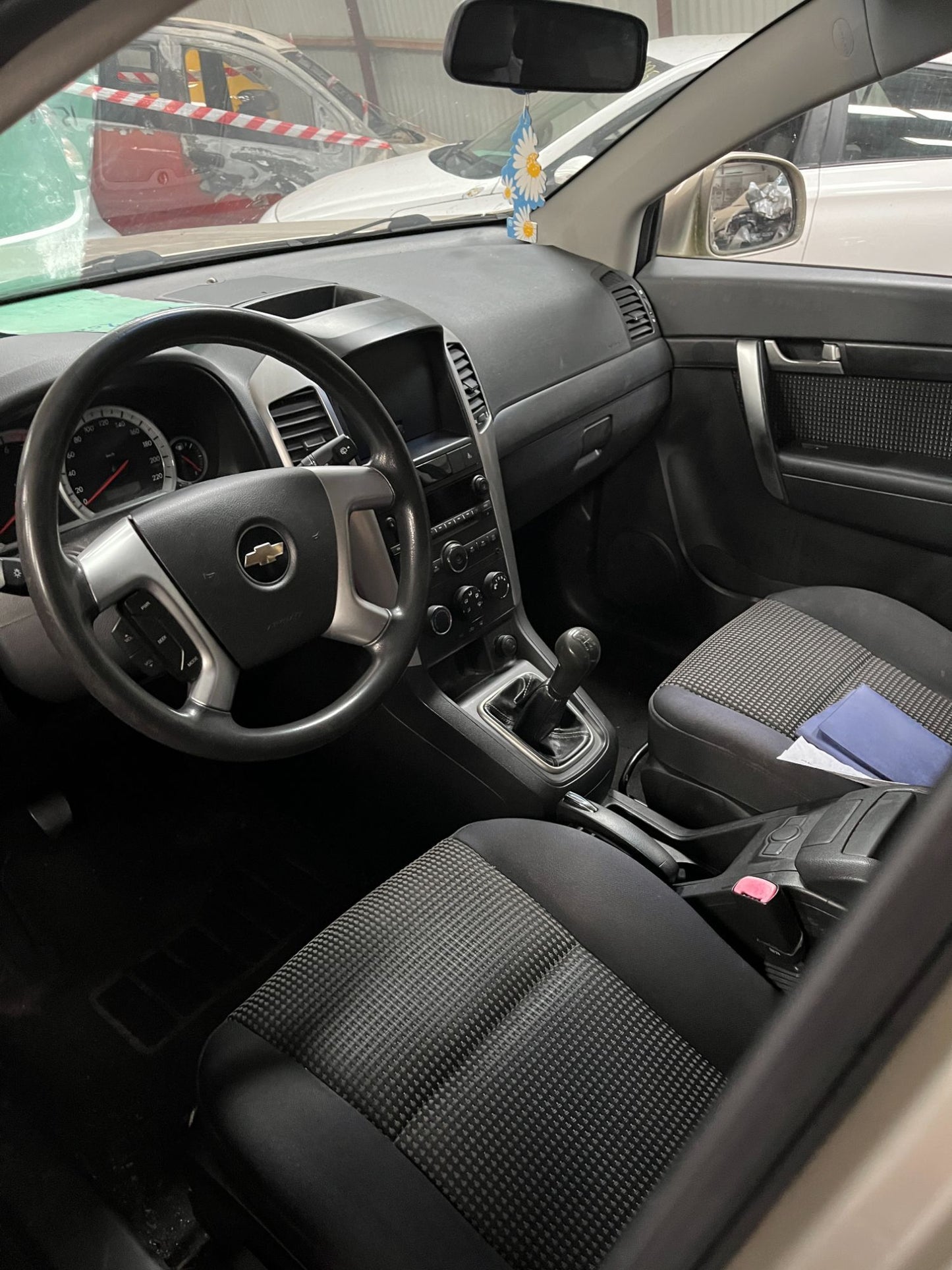Chevrolet Captiva Pluk-Selv-Bil Med OEM Nr. Ophugger Fra Chevrolet Ophugger