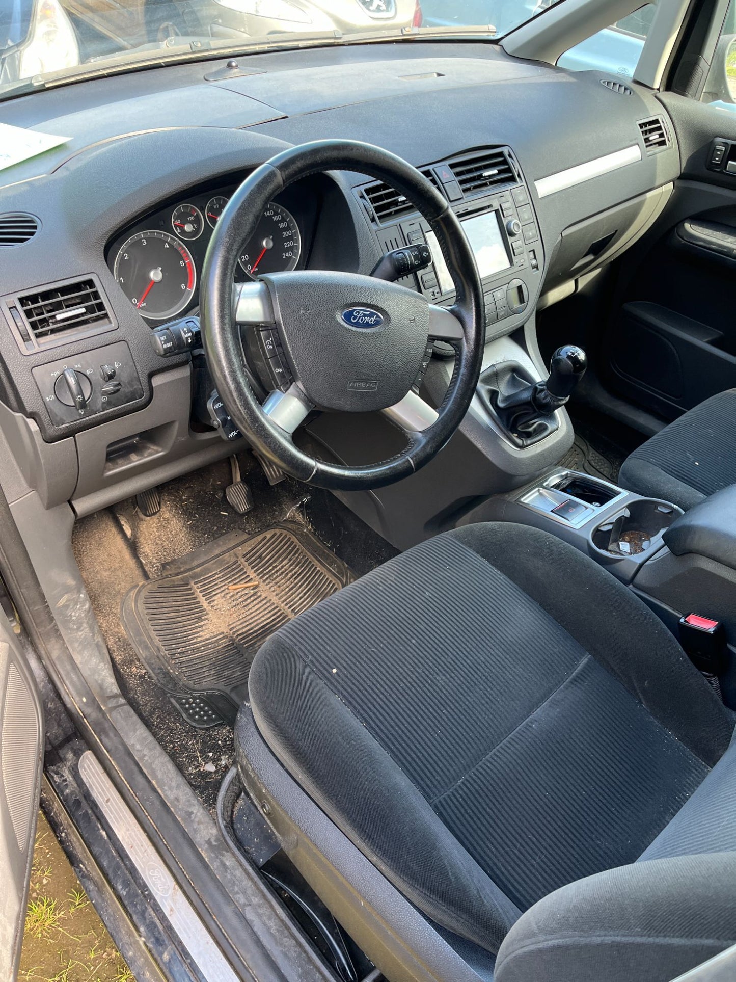 Ford C‑Max 1 Pluk-Selv-Bil Med OEM Nr. Ophugger Fra Ford Ophugger