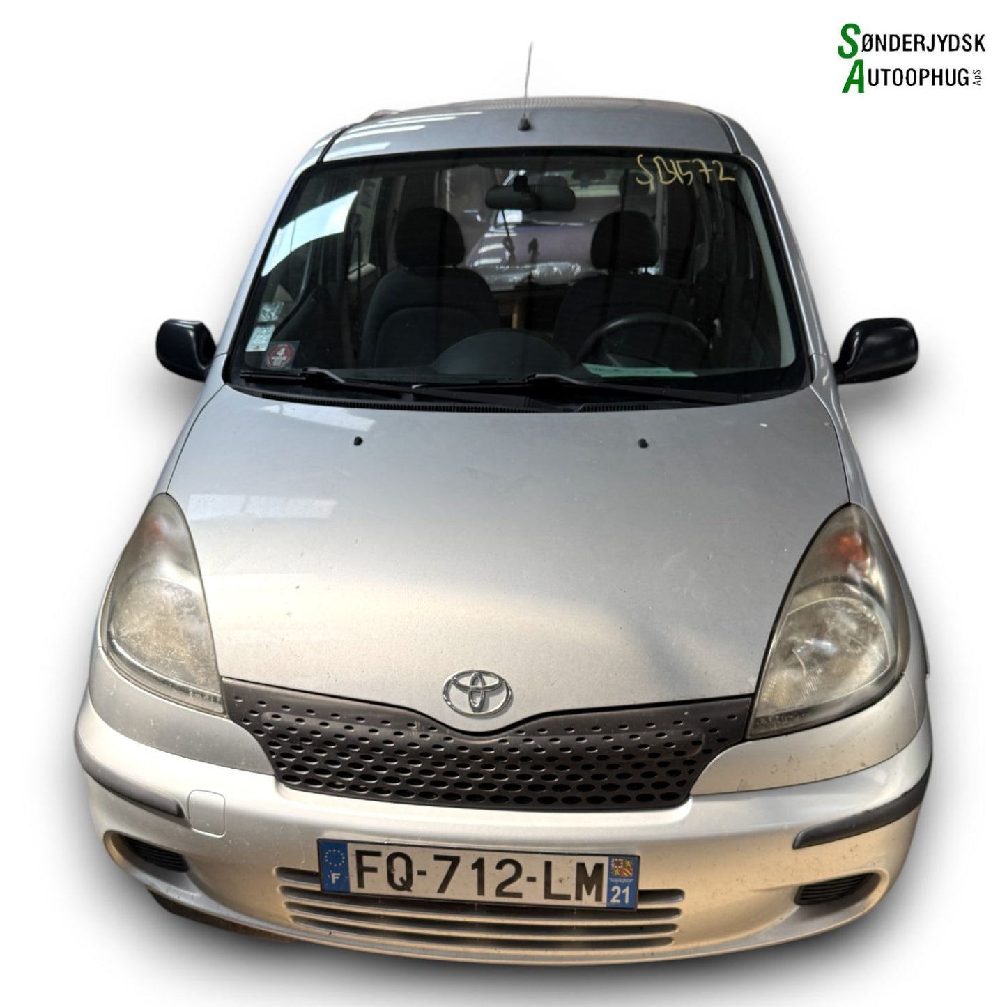 Toyota Yaris Verso Pluk-Selv-Bil Med OEM Nr. Ophugger Fra Toyota Ophugger